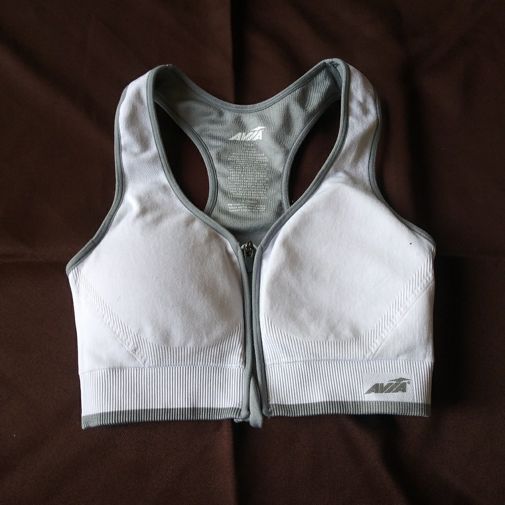 Sports bra